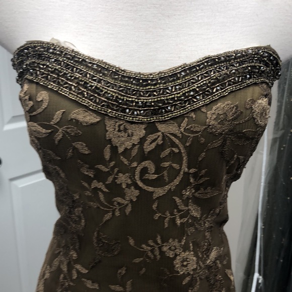 Elegant long evening dress - Picture 2 of 7